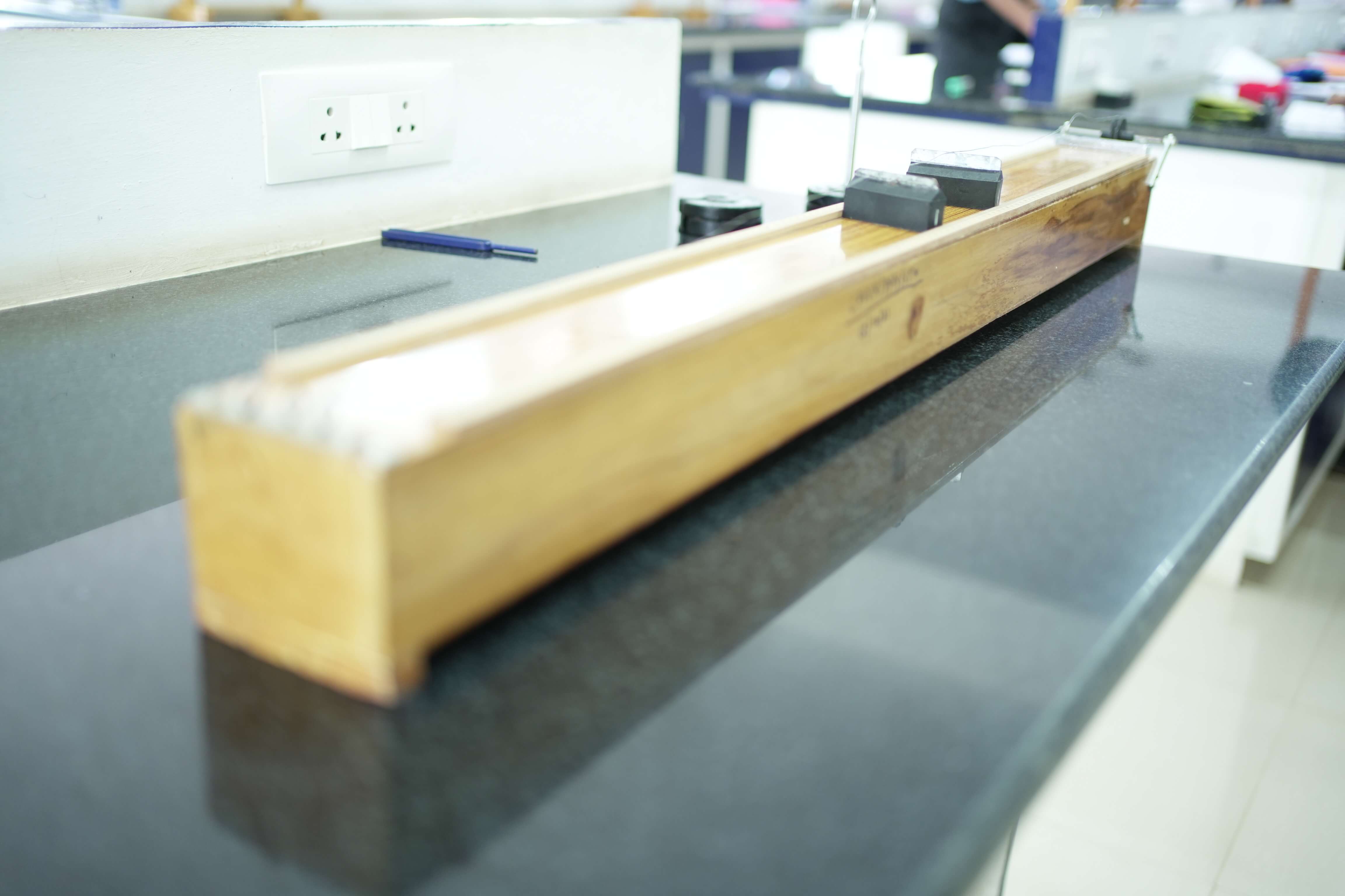 Physics Laboratory - Instruments